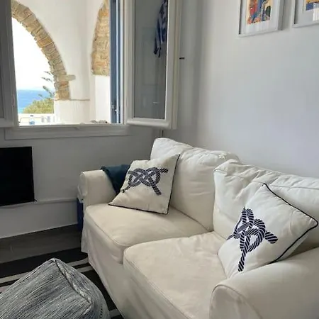 Authentic Greek Island Escape Casa vacanze Agios Ioannis (Tinos)