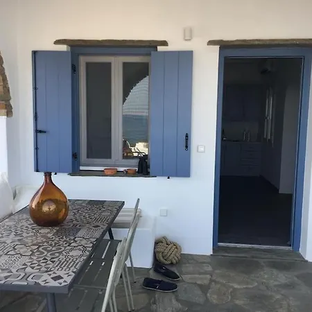 Authentic Greek Island Escape Casa de Férias